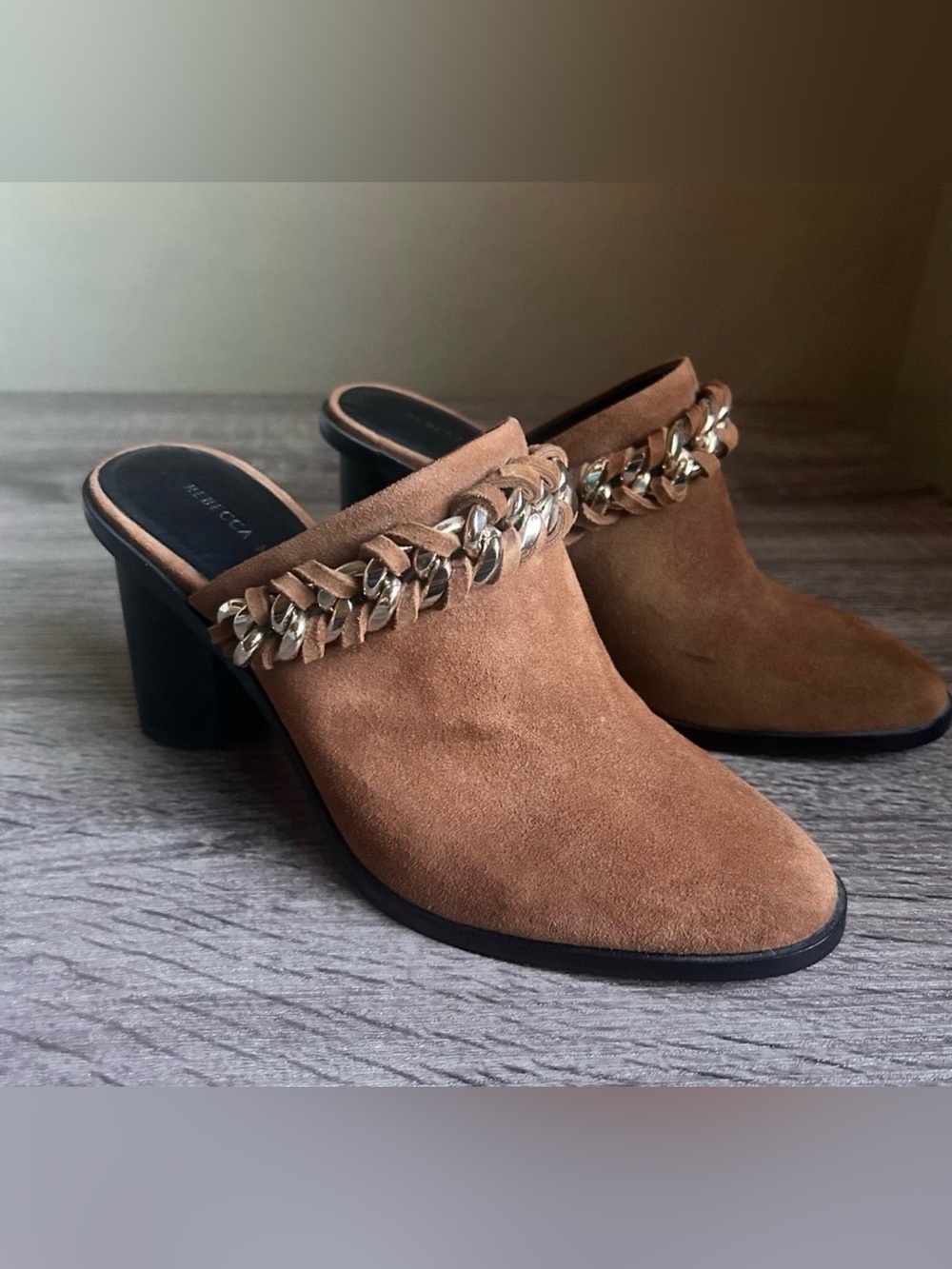 Rebecca Minkoff Tan Brown Suede Mules with Gold Chain, Size 7 Fall Autumn